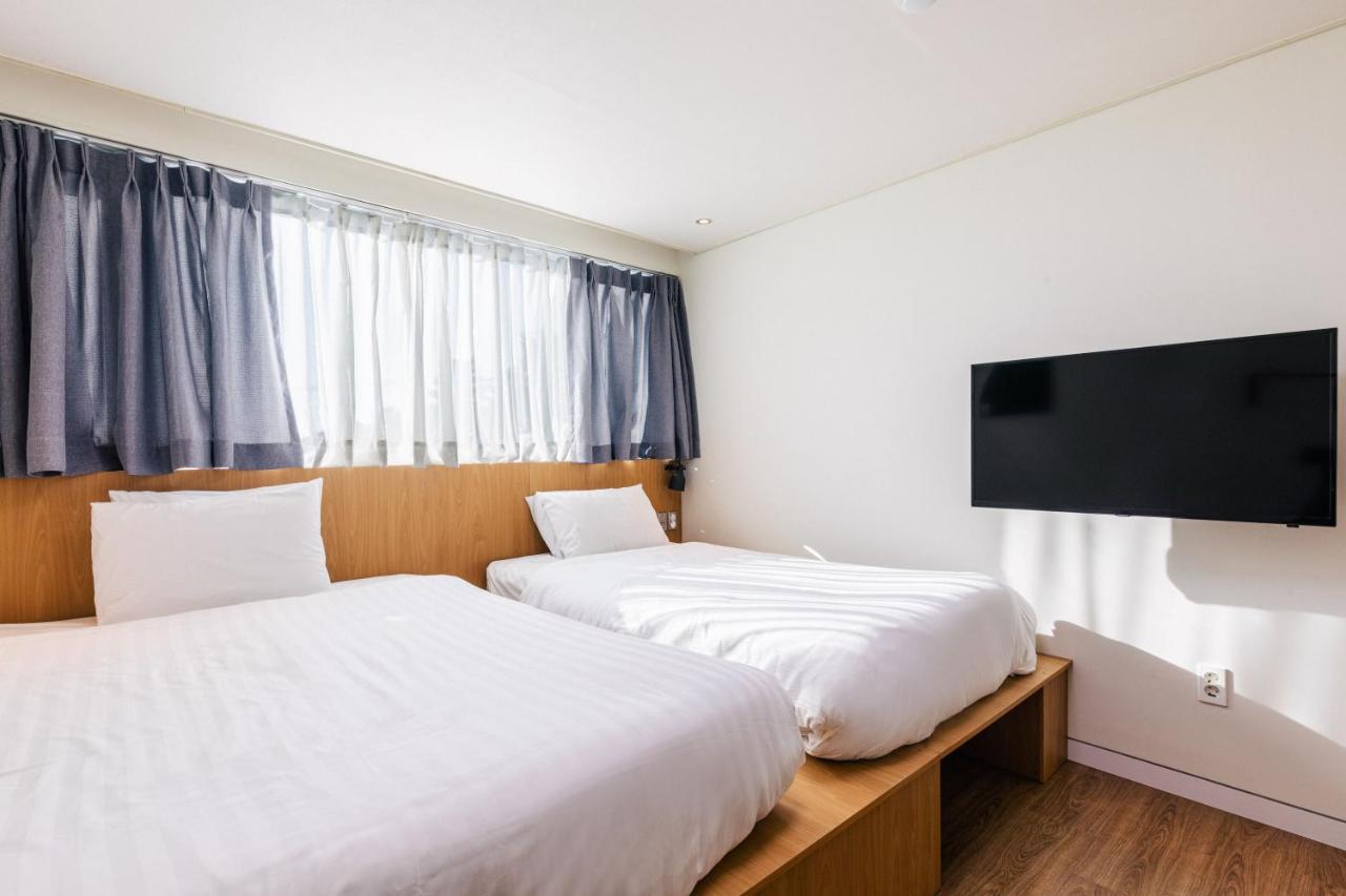 Bedradio Dodubong Hotel Oedo-dong Exterior photo